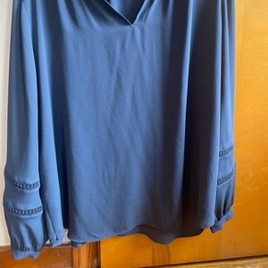 Women’s LOFT tops size large